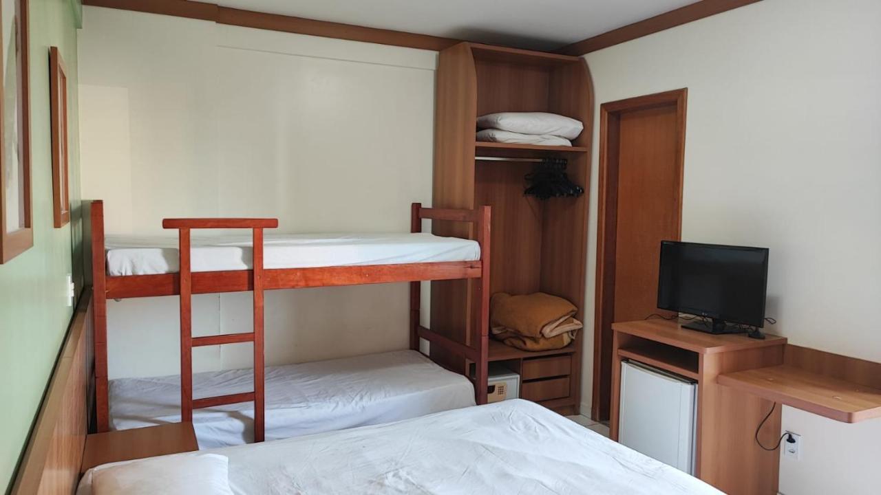 Golden Dolphin Gd - Suite 4 Adultos E 1 Crianca Ate 5 Anos Калдас-Новас Экстерьер фото
